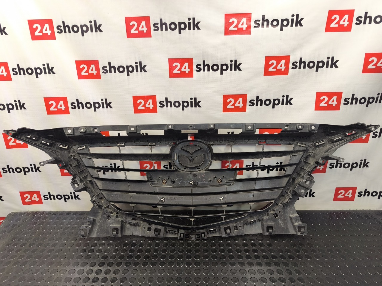 Решетка радиатора Mazda3 2013-2015 BM