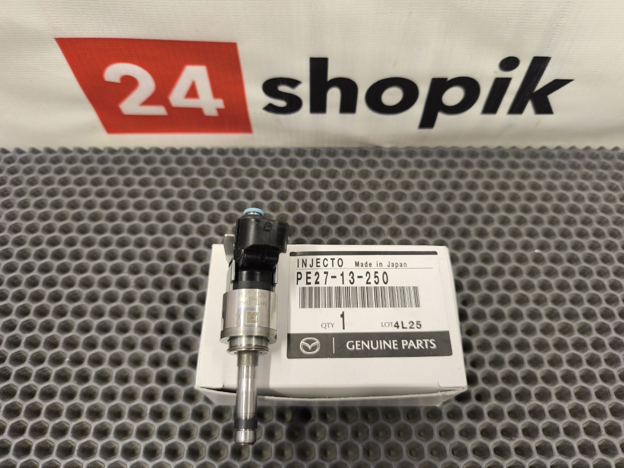 Запчасть форсунка топливная Mazda Mazda3 BP PE PE2713250 новая Форсунка топливная Mazda Mazda3 BP PE PE2713250 новая