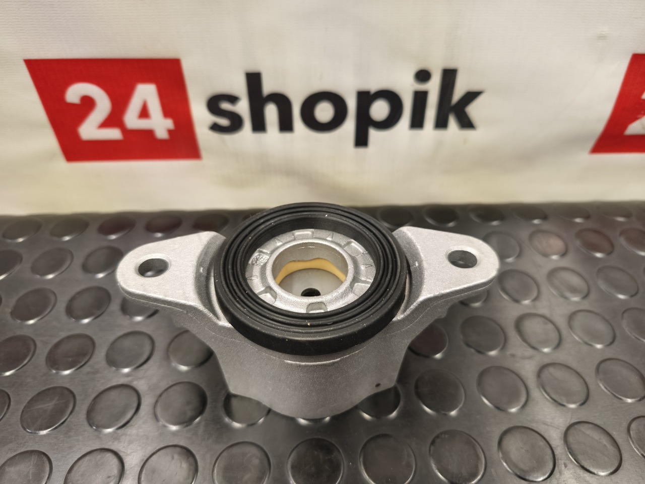 Опора амортизатора задняя Mazda Mazda6 GJ