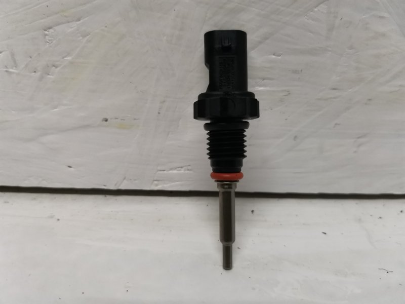 Запчасть датчик температуры заряженного воздуха передний BMW 5 2017 G30 B58B30 540i Б/У ДАТЧИК ТЕМПЕРАТУРЫ ЗАРЯЖЕННОГО ВОЗДУХА передний BMW 5 2017 G30 B58B30 540i Б/У