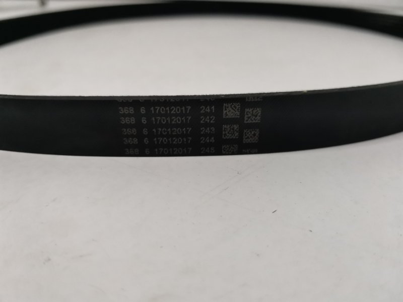 КЛИНОВОЙ РИФЛЕНЫЙ РЕМЕНЬ 5 2017 G30 B58B30 540i