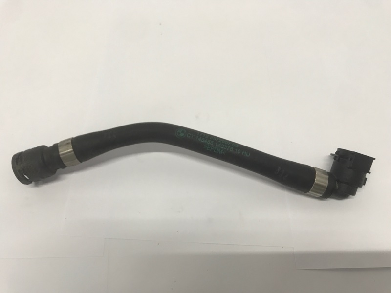 Запчасть шланг системы охлаждения BMW 730D xDRIVE 2016 G11 B57D30A Б/У Шланг системы охлаждения BMW 730D xDRIVE 2016 G11 B57D30A Б/У