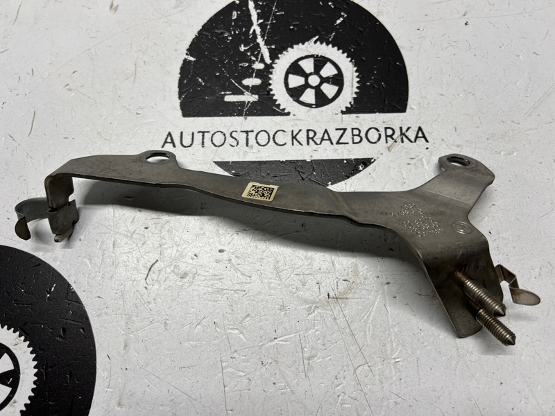 Кронштейн BMW 8 2020 G15 B58B30C 18329468575 Б/У