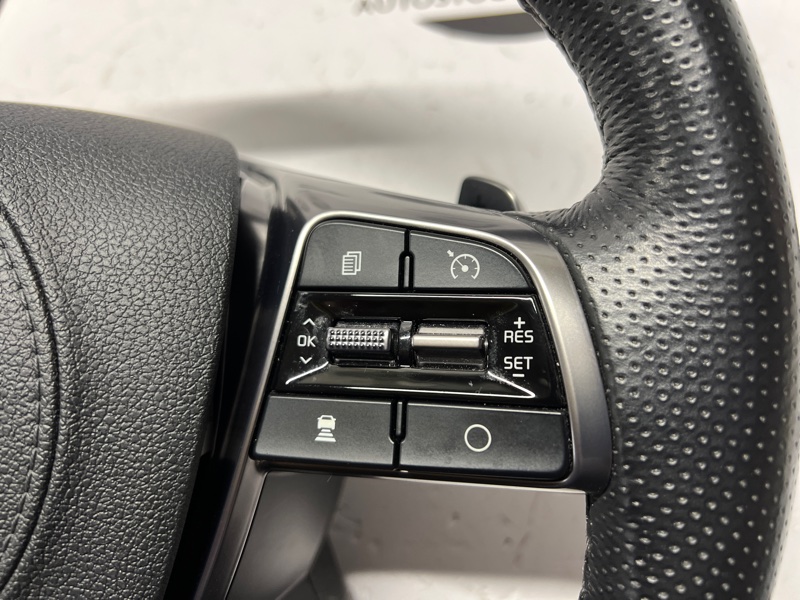 РУЛЬ В СБОРЕ SORENTO 2018 UM D4HB