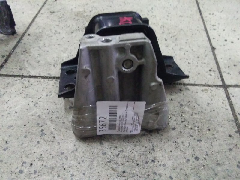 Подушка двигателя Nissan March AK12 CR12DE правая