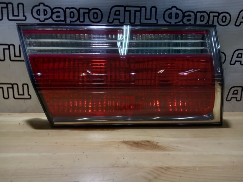 Фонарь вставка багажника Toyota Crown JZS171 1JZ-FSE задний левый