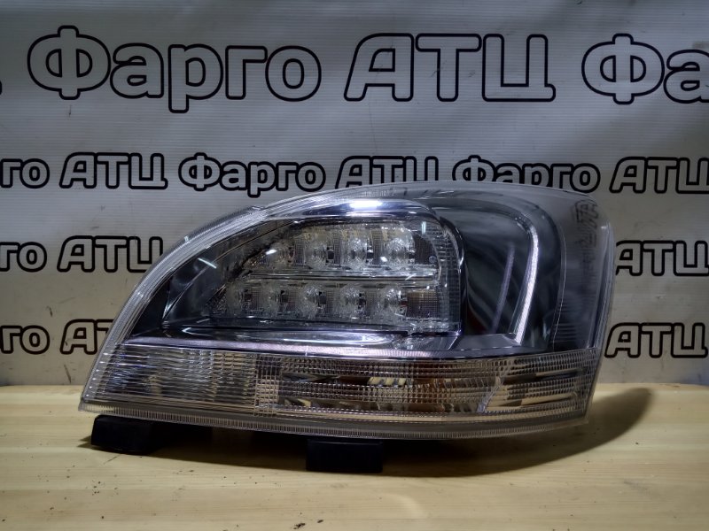 Фонарь стоп-сигнала Toyota Mark X Zio GGA10 2GR-FE задний правый