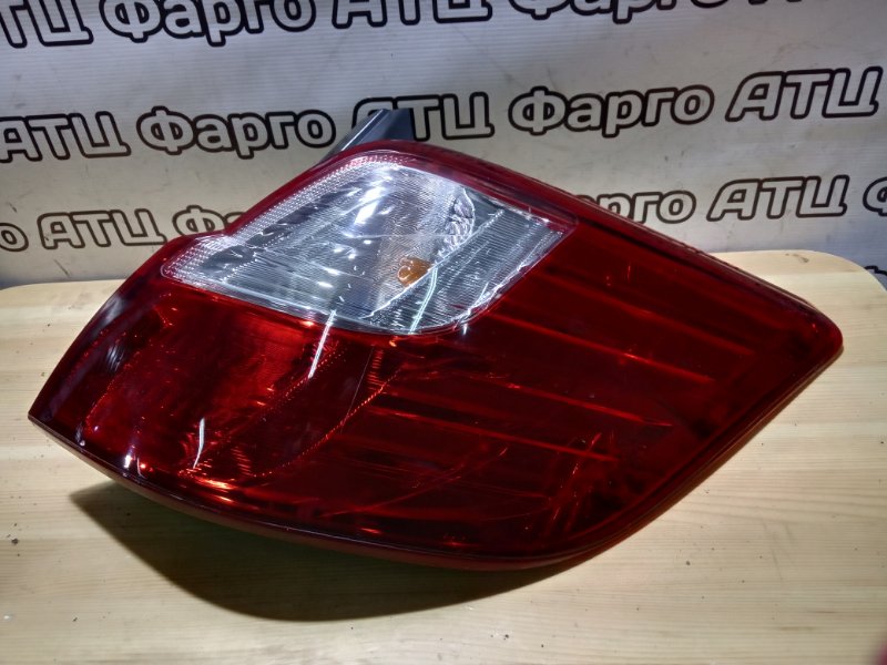 Фонарь стоп-сигнала Subaru Exiga YA5 EJ20 задний правый