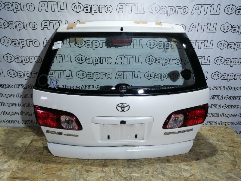 Дверь задняя багажника Toyota Caldina ST215G 3S-FE задняя