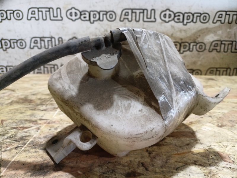 Бачок расширительный Toyota Corolla Fielder ZRE142G 2ZR-FE