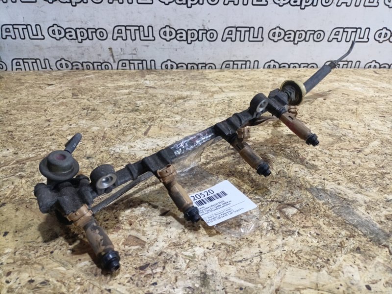 Форсунка Toyota Nadia SXN10H 3S-FE