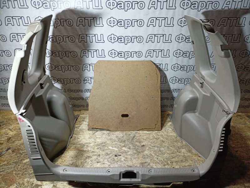 Обшивка багажника Mazda Demio DW3W B3-E