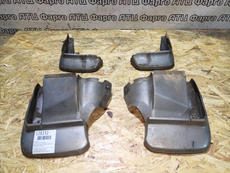 Брызговик Honda Torneo CF4 F20B