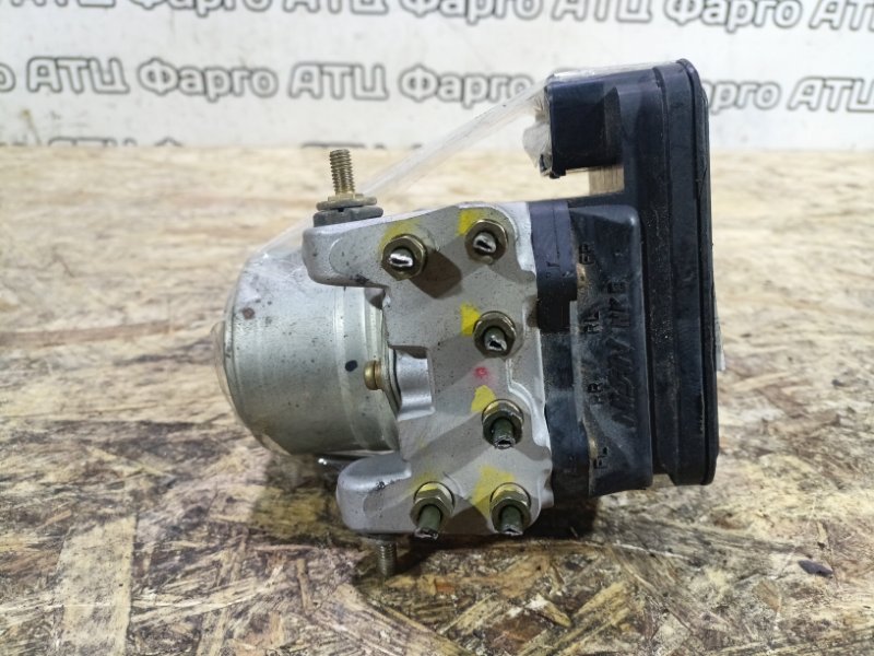 Блок abs Honda Stepwgn RF2 B20B