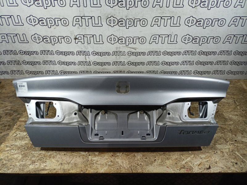 Крышка багажника Honda Torneo CF4 F20B