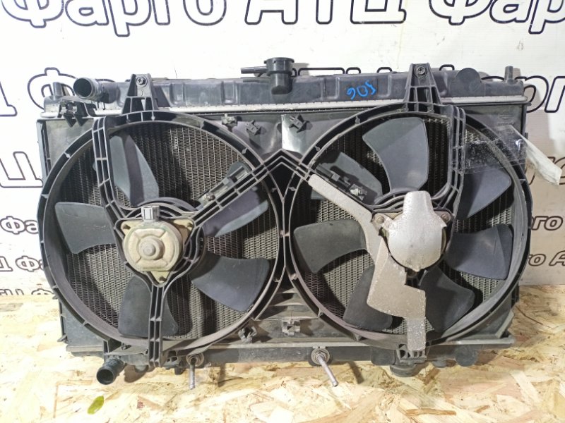 Радиатор двигателя Nissan Bluebird QU14 QG18DE
