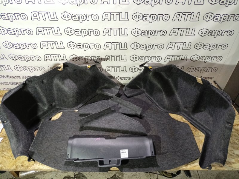 Обшивка багажника Honda Civic Ferio ES1 D15B