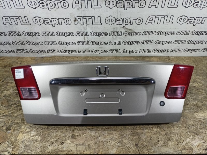Крышка багажника Honda Civic Ferio ES1 D15B задняя