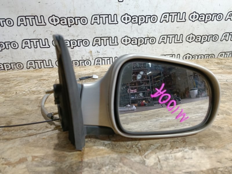 Зеркало боковое Toyota Duet M100A EJ-DE переднее правое