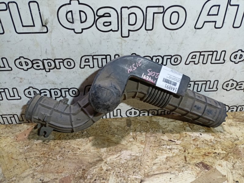 Патрубок воздушного фильтра Honda Stepwgn RF1 B20B