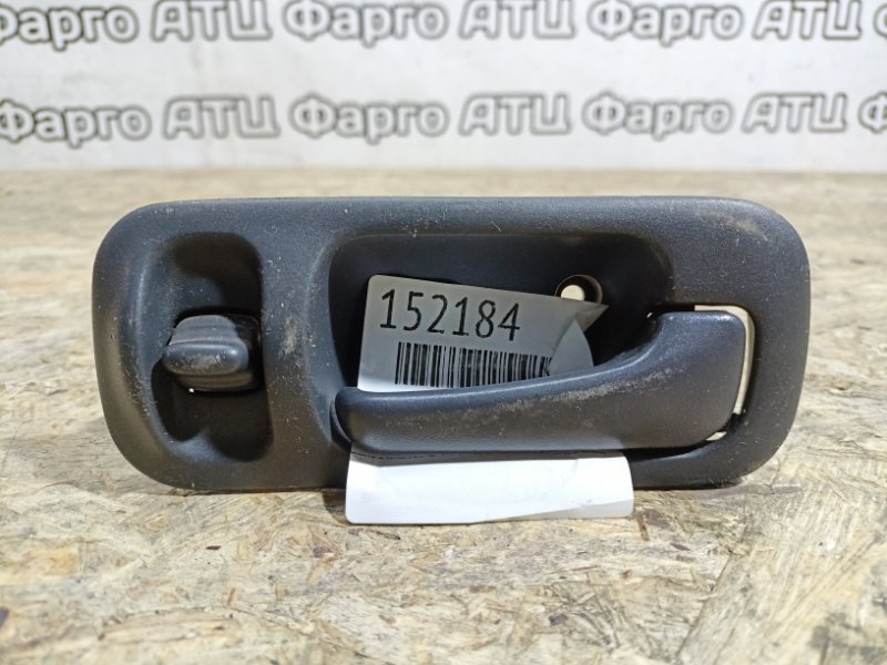 Ручка внутренняя Honda Capa GA4 D15B задняя правая