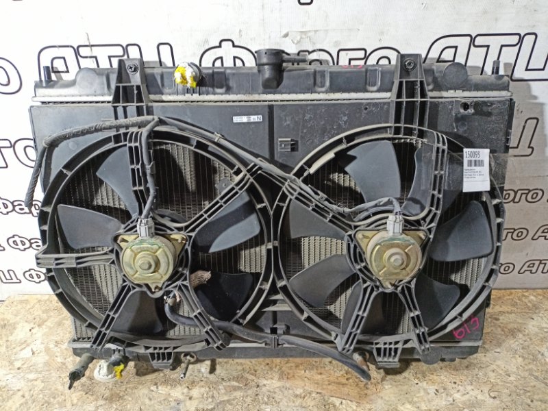 Радиатор двигателя Nissan Tino V10 QG18DE 2002
