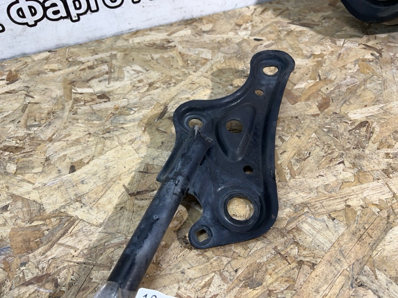 Распорка передняя Brevis JCG11 1JZ-GE