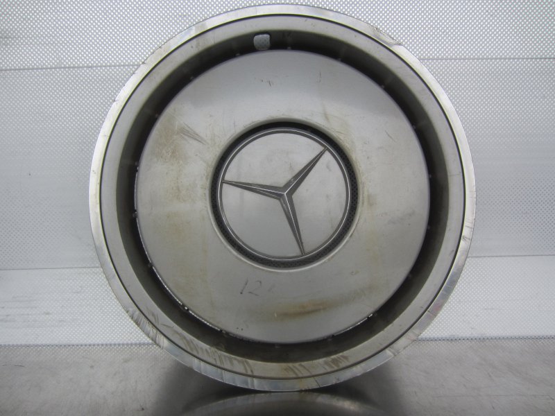 Колпак Mercedes-Benz W124 Колпак Mercedes-Benz W124