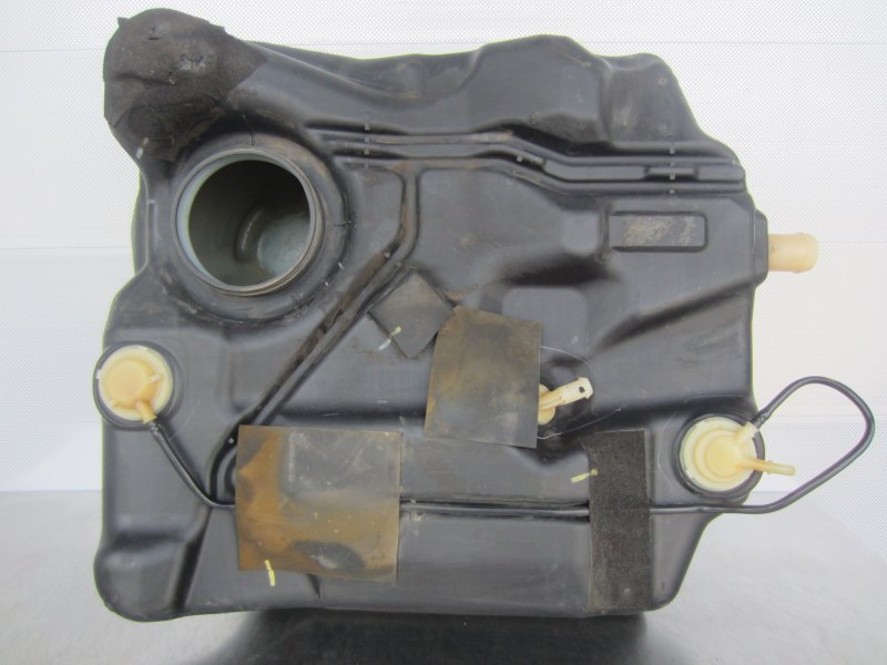 Бензобак Mazda 3 BK Z6 2004 Бензобак Mazda 3 BK Z6 2004