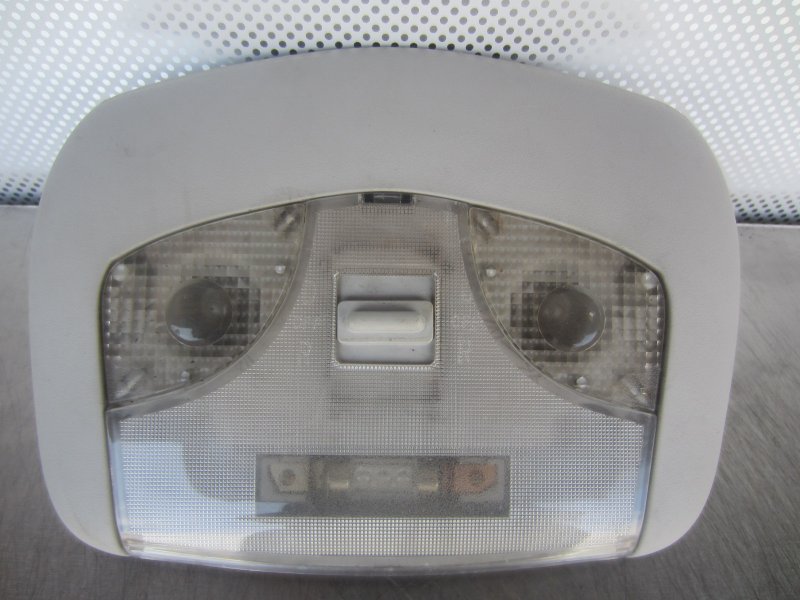 Плафон салона Haima 3 2011 H11 HM483Q-A HA00-51-310M106 Б/У