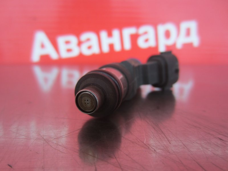 Форсунка топливная FX35 2003 S50 VQ35DE