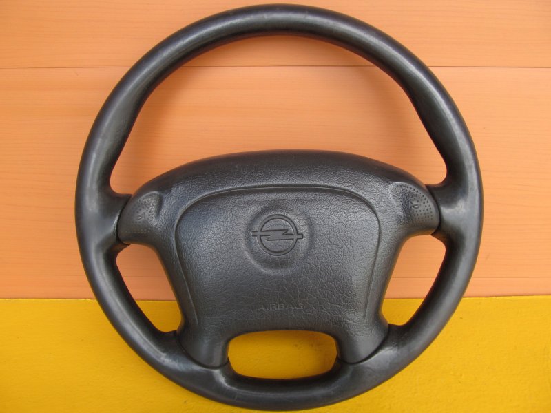 Руль Opel Astra F 1997 Руль Opel Astra F 1997
