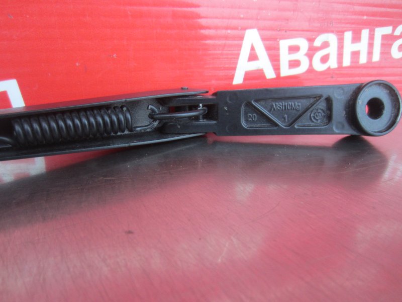 Поводок стеклоочистителя Datsun on-DO 2195 11186