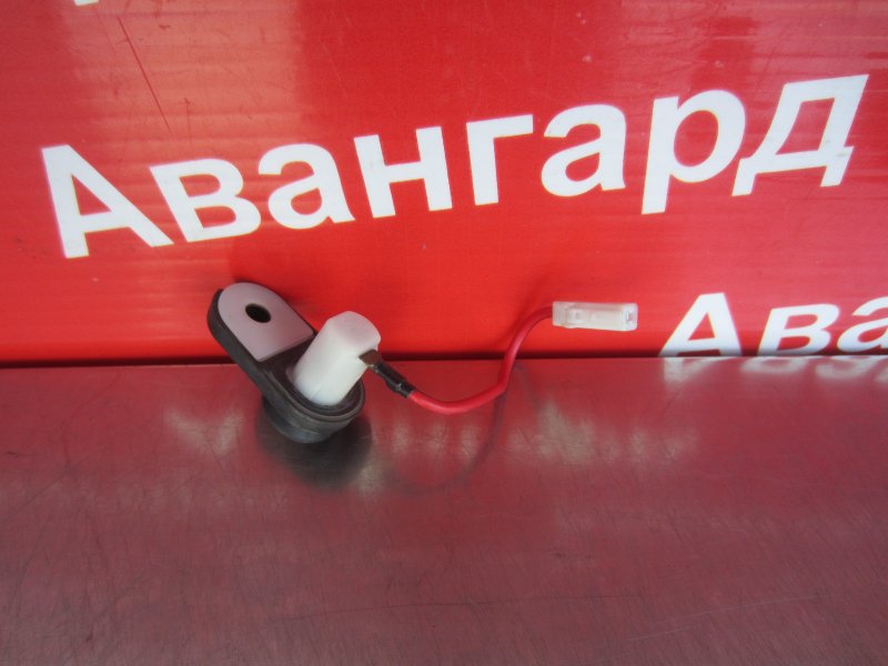 Концевик двери Corolla Ceres 1996 E100