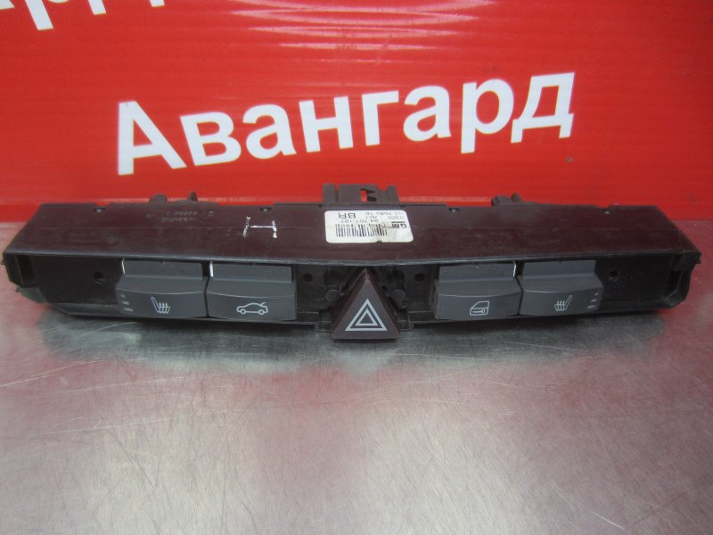Кнопки Opel Astra H 2011 Кнопки Opel Astra H 2011