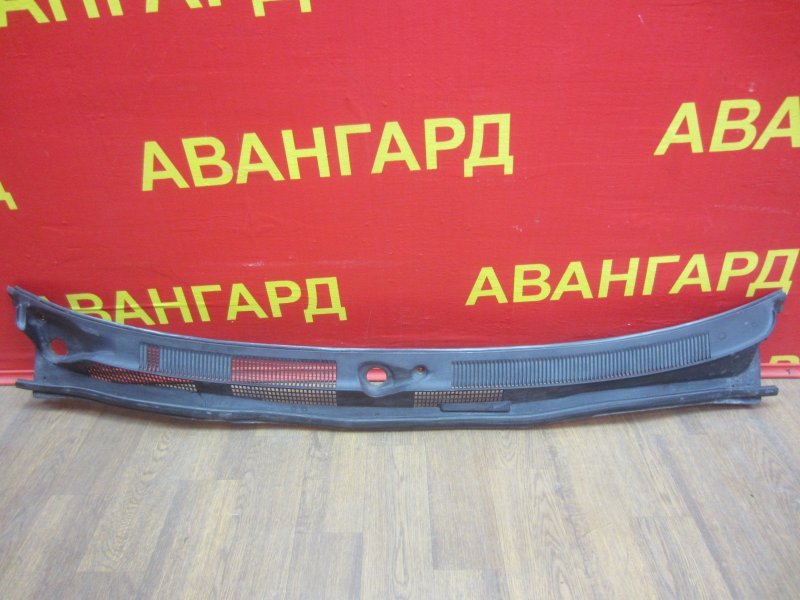 Жабо Nissan Primera P11 1998 Жабо Nissan Primera P11 1998