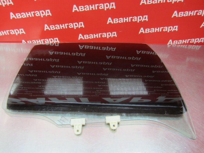 Стекло двери заднее правое Infiniti I30 1996 A32 VQ30DE Б/У