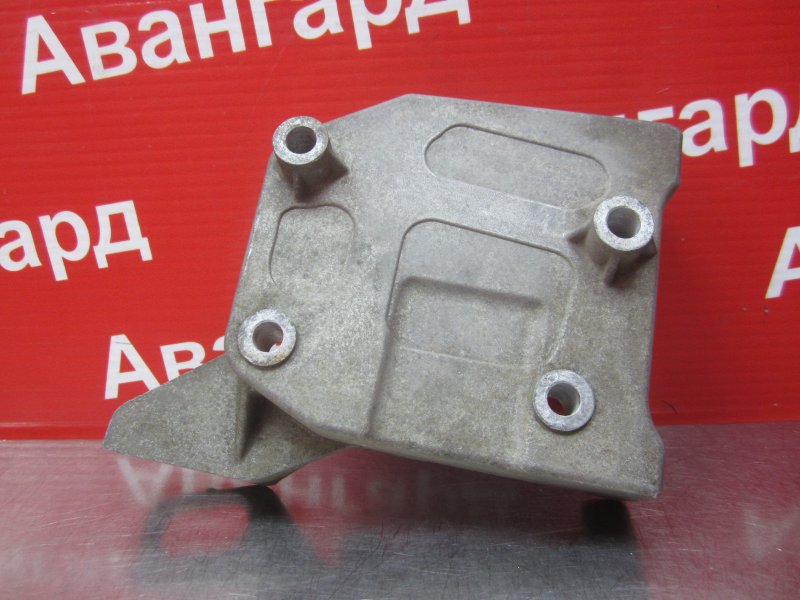 Кронштейн компрессора кондиционера Haima 3 2011 H11 HM483Q-A HC0015811M1A Б/У