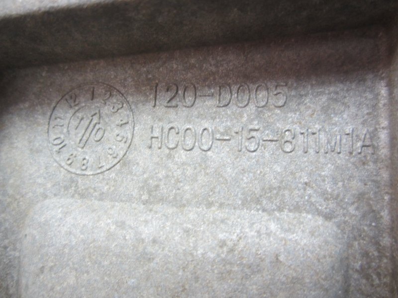 Кронштейн компрессора кондиционера 3 2011 H11 HM483Q-A