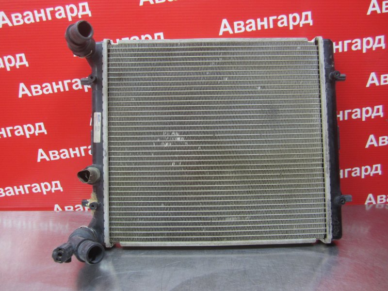 Радиатор охлаждения Skoda Octavia A4 BCA 2008