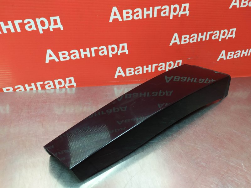 Накладка стойки Skoda Rapid NH3