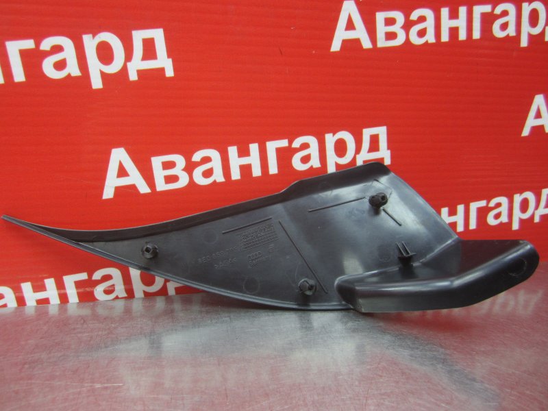 Уголок декоративный передний A4 2002 B6 AVJ