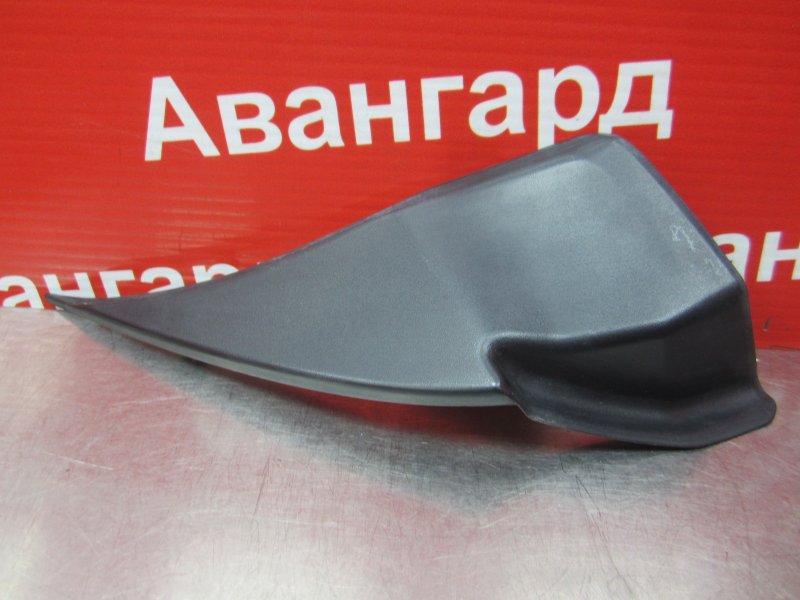 Уголок декоративный передний A4 2002 B6 AVJ