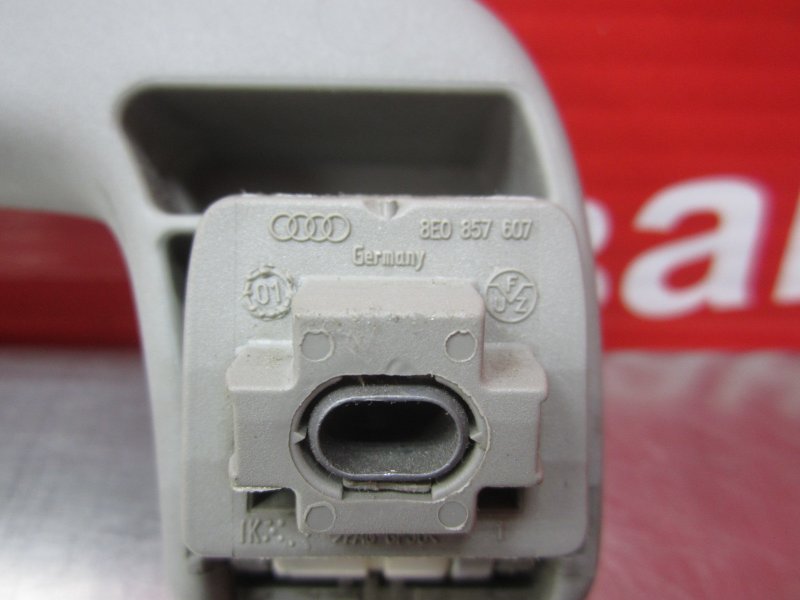Ручка потолка передняя правая A4 2002 B6 AVJ