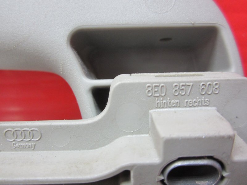 Ручка потолка задняя A4 2002 B6 AVJ