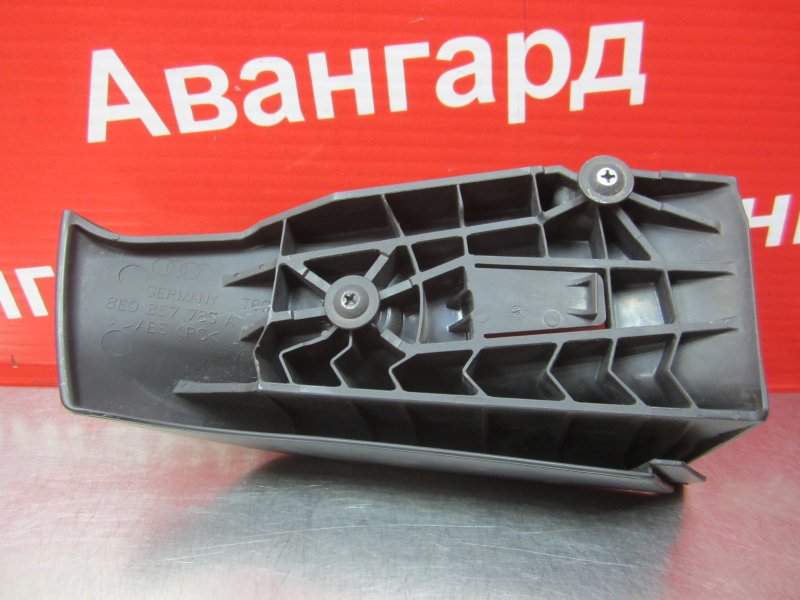 Накладка салона A4 2002 B6 AVJ