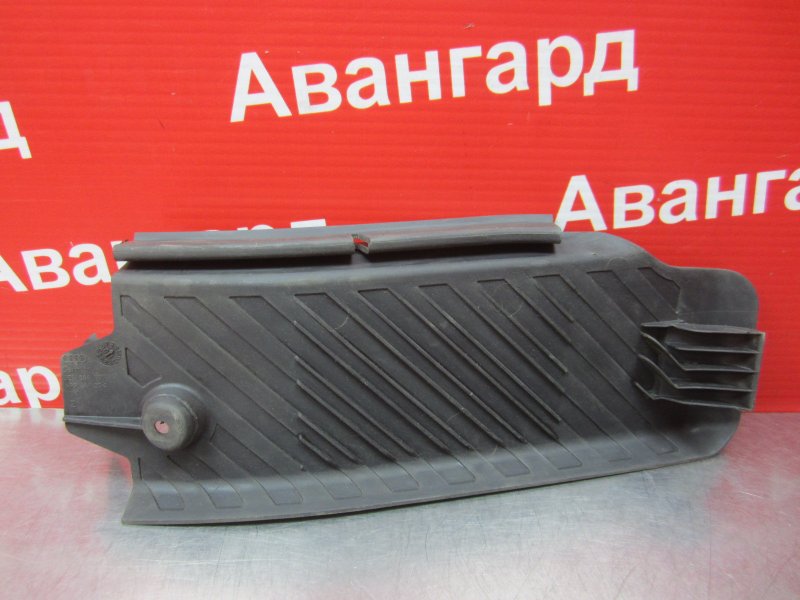 Накладка салона A4 2002 B6 AVJ