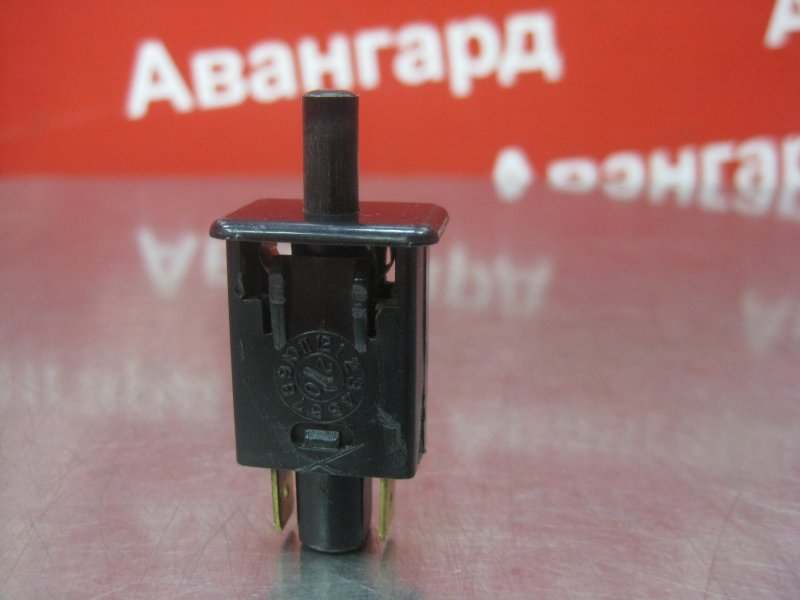 Концевик бардачка Daewoo Nexia G15MF