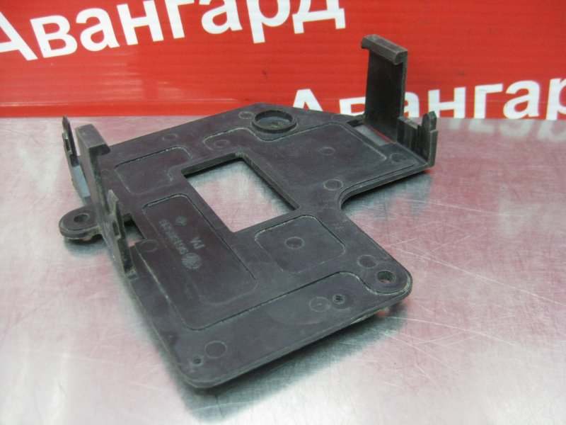 Кронштейн Nexia 2007