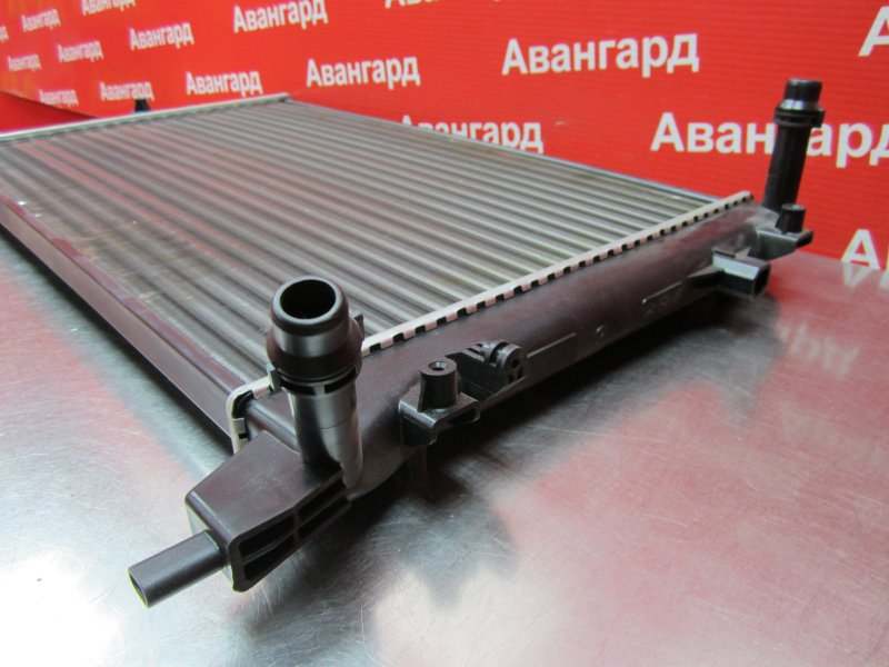 Радиатор охлаждения A3 2003-2012 8P 1.2 / 1.4 Turbo